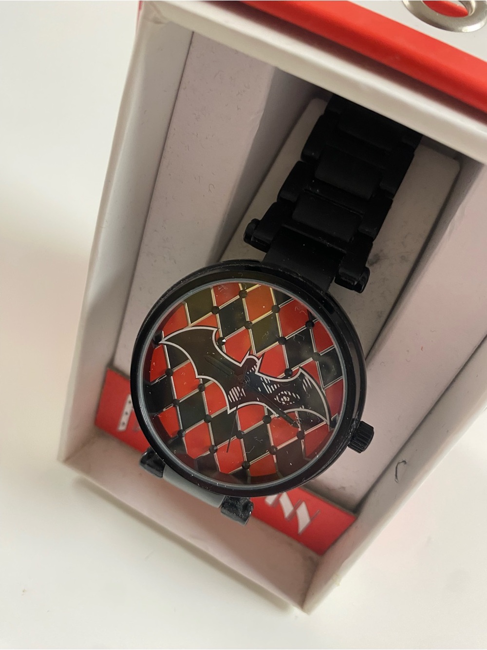 Harley Quinn watch - needs battery - great decorative piece for any fan!